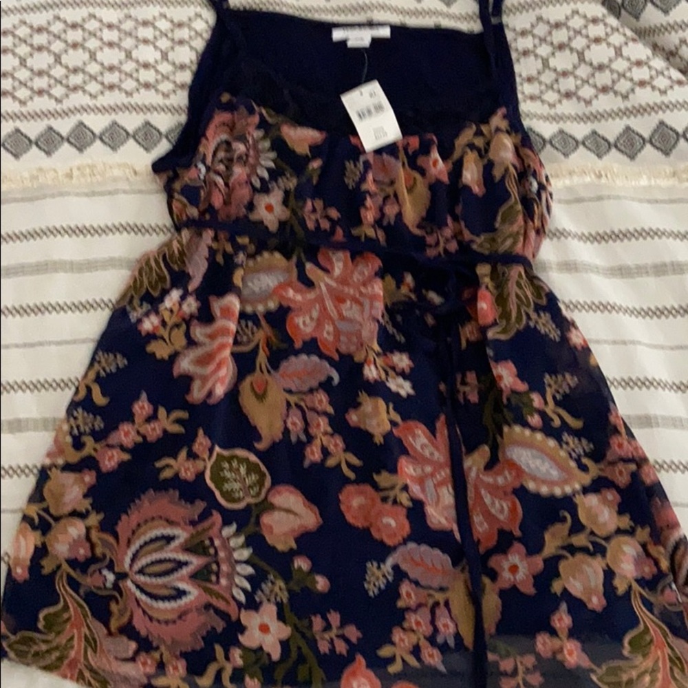 NWT Motherhood Maternity navy floral tank, XL